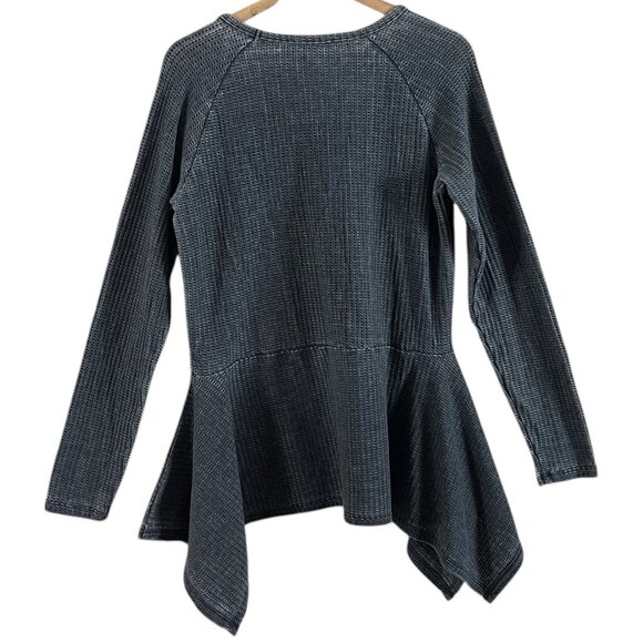 DG2 Diane Gilman Top Size Medium Waffle Knit Skirted Sharkbite Asymmetrical Hem - Picture 3 of 8